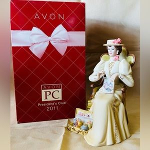 Avon 2011 Mrs Albee Porcelain Collectible